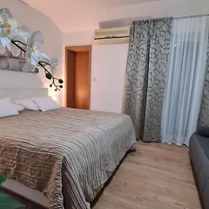 Sobe/rooms Riva *** Zadar