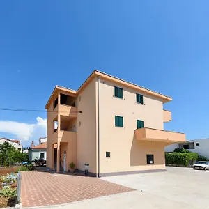 Robi , Trogir Kroatië